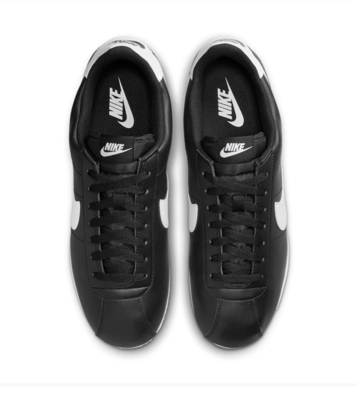 Nike Low-Top Sneakers – Black & White
