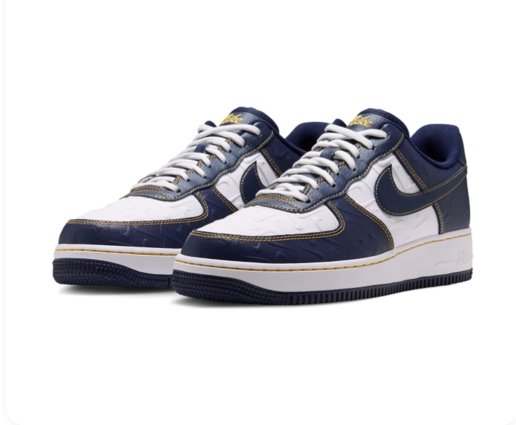 Nike Low-Top Sneakers – Navy & White with Yellow Stitching
