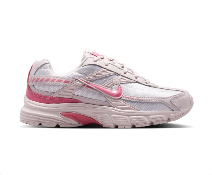 Nike Sneakers – White & Pink