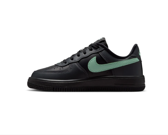 Nike Low-Top Sneakers – Black with Mint Green Swoosh
