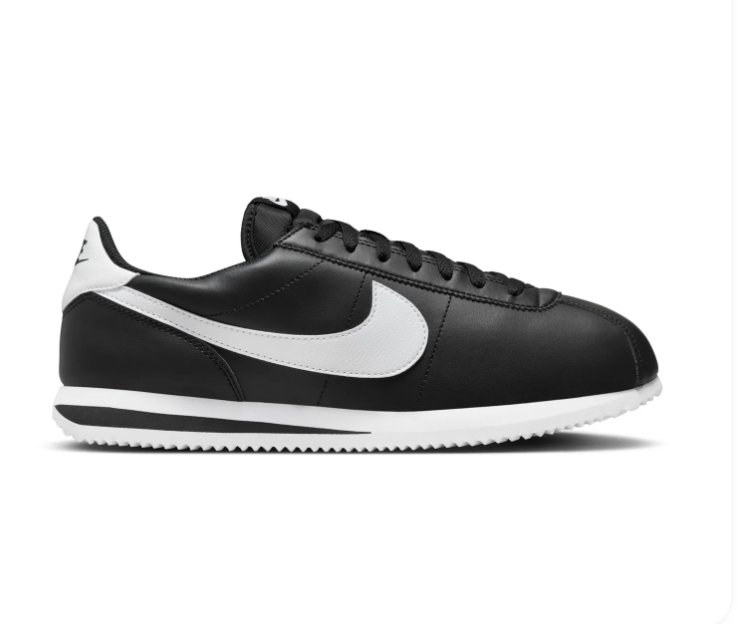 Nike Low-Top Sneakers – Black & White