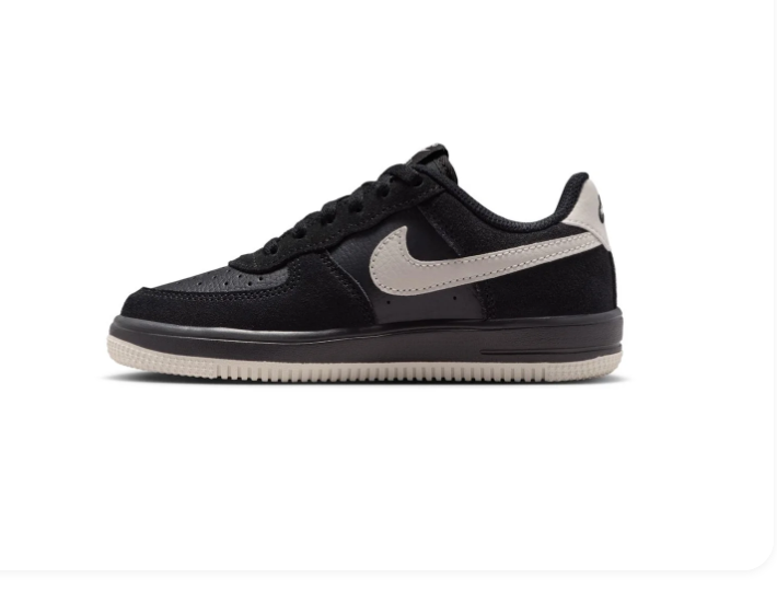 Nike Low-Top Sneakers – Black & Cream with Textured Details