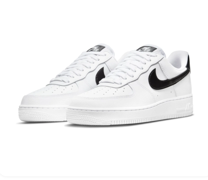 Nike Low-Top Sneakers – White & Black