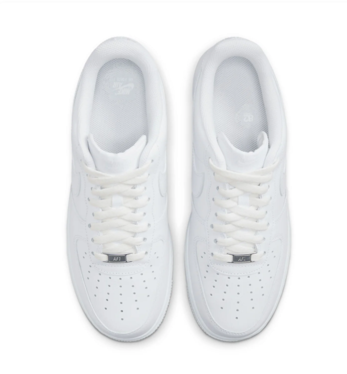 Nike Low-Top Sneakers – All White