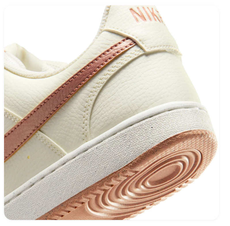 Nike Low-Top Sneakers – Cream & Rose Pink