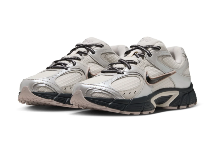 Nike Sneakers – Cream & Silver Grey with Black Accents