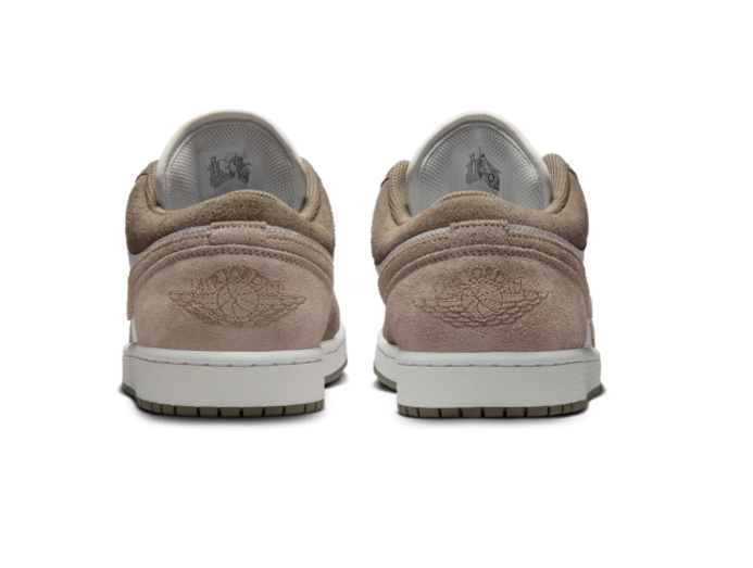 Air Jordan 1 Low Sneakers - Taupe & Cream