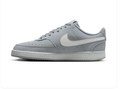 Nike Low-Top Sneakers – Light Grey & White