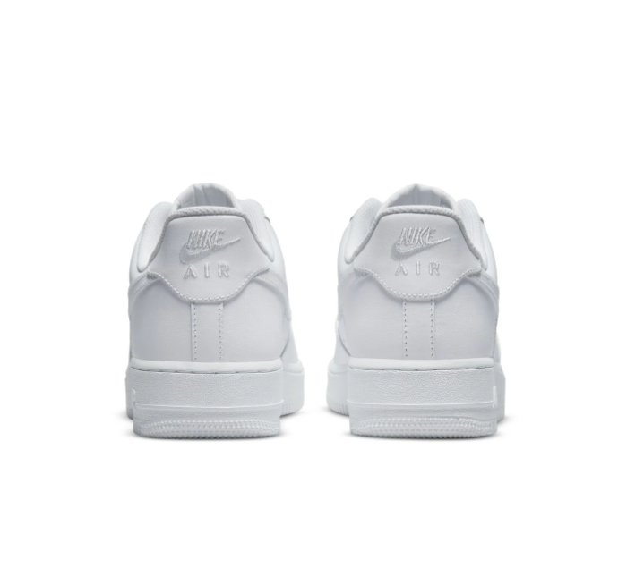 Nike Low-Top Sneakers – All White