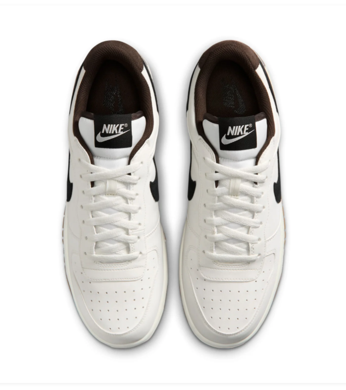 Nike Low-Top Sneakers – Off-White & Black with Gum-Colored Sole