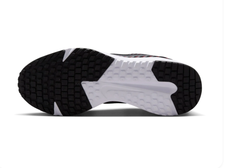 Nike Sneakers – Black & Red with White Sole