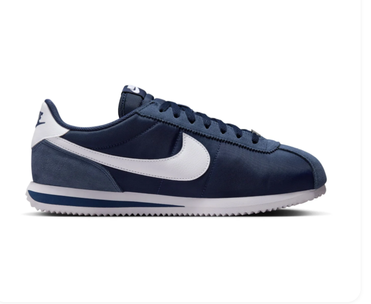 Nike Low-Top Sneakers – Navy & White